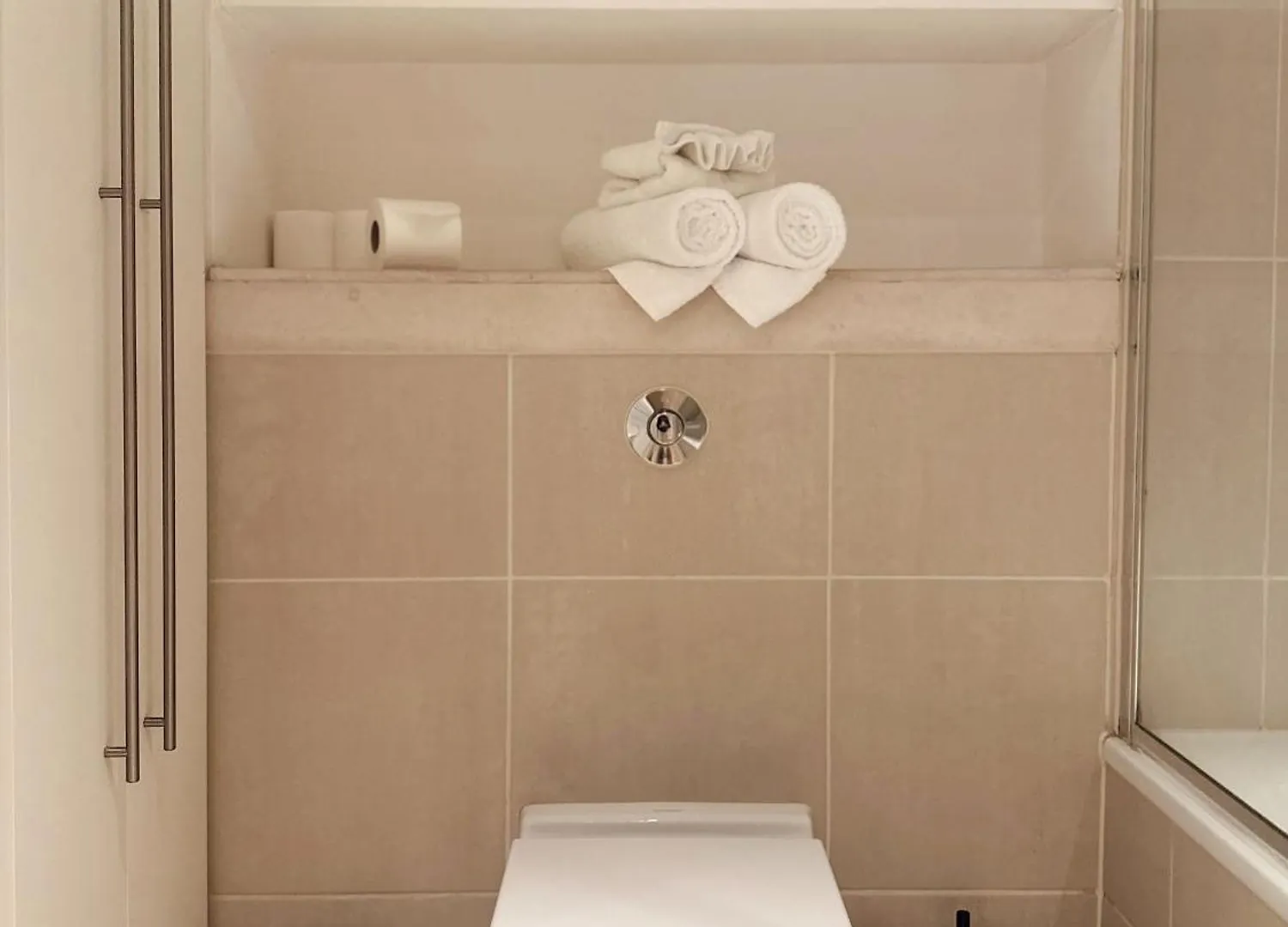 Modern 2Bed-2Bath Apartment London United Kingdom