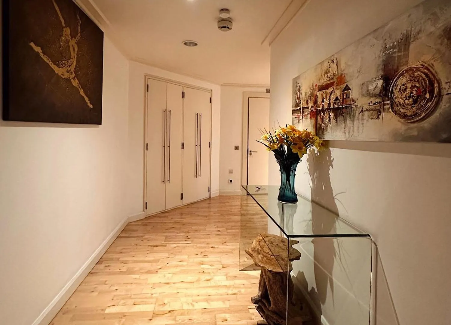 Modern 2Bed-2Bath Apartment London United Kingdom